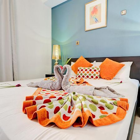 Pereybere Apartment With Breakfast And Private Balcony Pereybere Beach エクステリア 写真