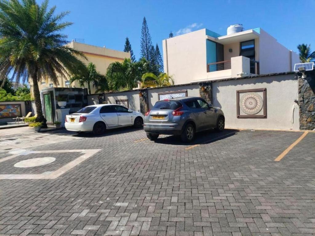 Pereybere Apartment With Breakfast And Private Balcony Pereybere Beach エクステリア 写真