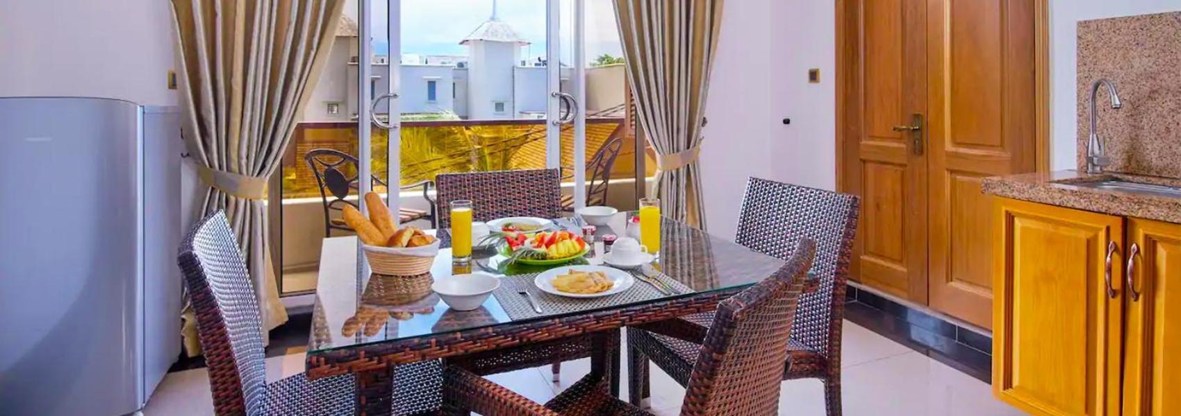 Pereybere Apartment With Breakfast And Private Balcony Pereybere Beach エクステリア 写真